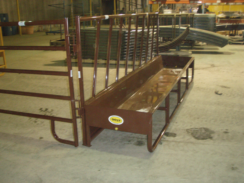 Feed trough bunk feeder feeder panel feed bunk