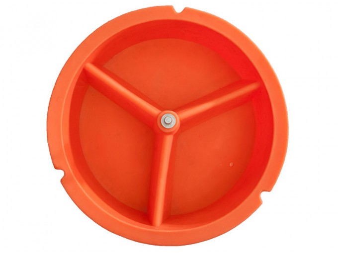 three compartments of the polyethylene body 