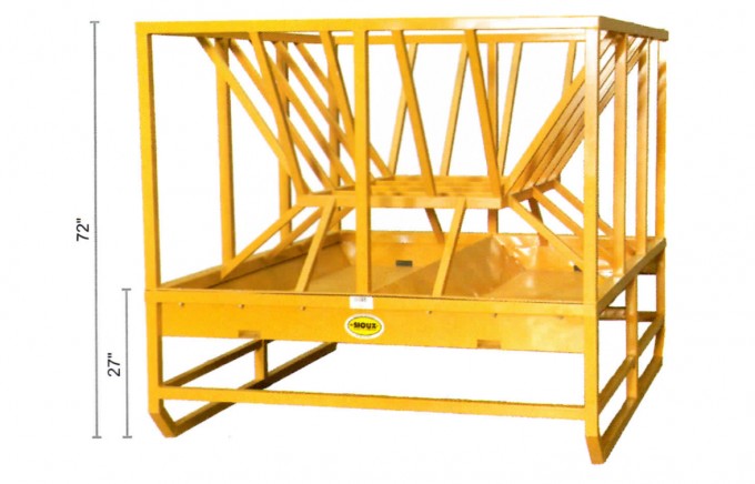 large cattle hay feeder with grain pan below