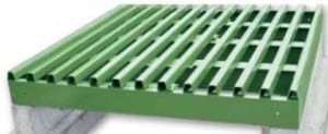 Cattle guard with flat top pipe