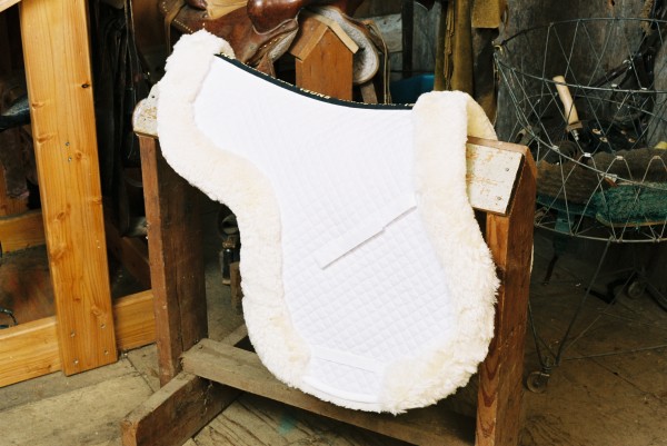 contoured english saddle pad