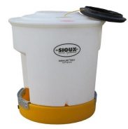hog waterer with lid removed