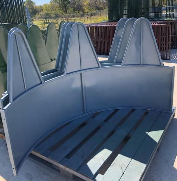 longhorn bale feeder inside