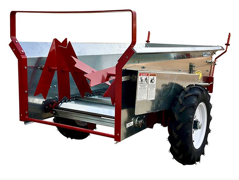 manure spreader right rear view
