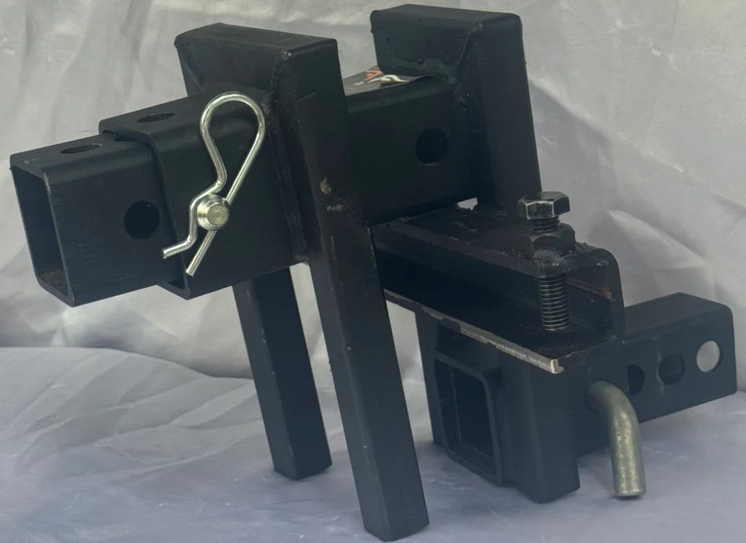 Little Bull hitch mounted on a box blade